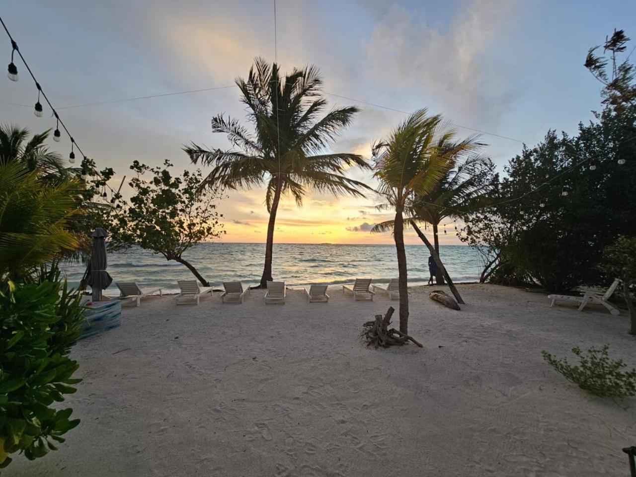 The Sunset Villa Диффуши Экстерьер фото